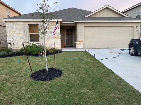 732 Stonemanor Bay, Seguin, TX 78155