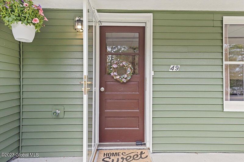 3rd image of 49 Westside Drive