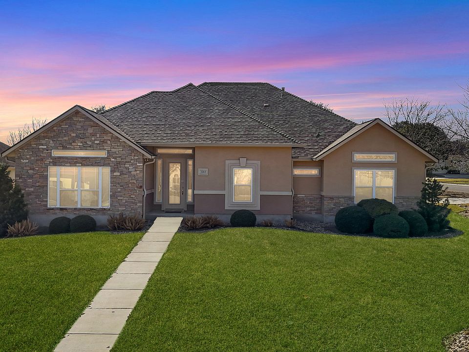 1st image of 2263 Stratford Grace