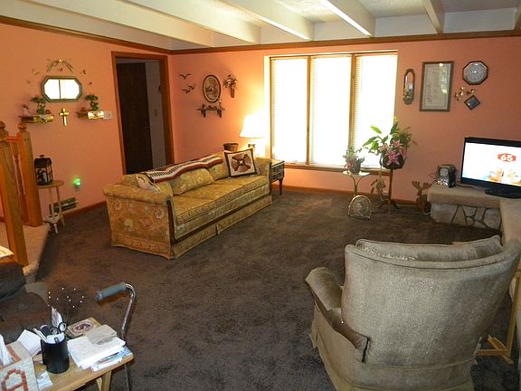 5th image of 126 W Herron Ct