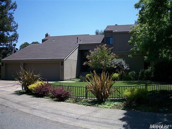 2nd image of 4324 Palacio Way