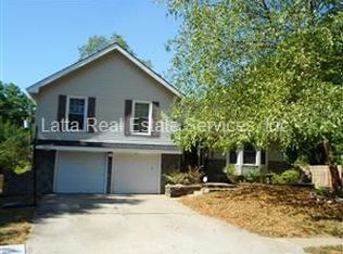 1502 SW White Ridge Dr, Lees Summit, MO 64081