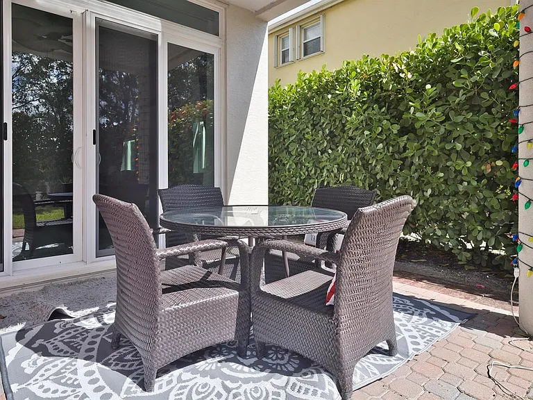 11585 SW Fieldstone Way — Photo 46