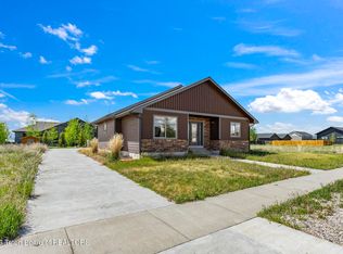 564 Palisade Trl, Driggs, ID 83422