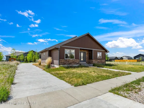 564 Palisade Trl, Driggs, ID 83422
