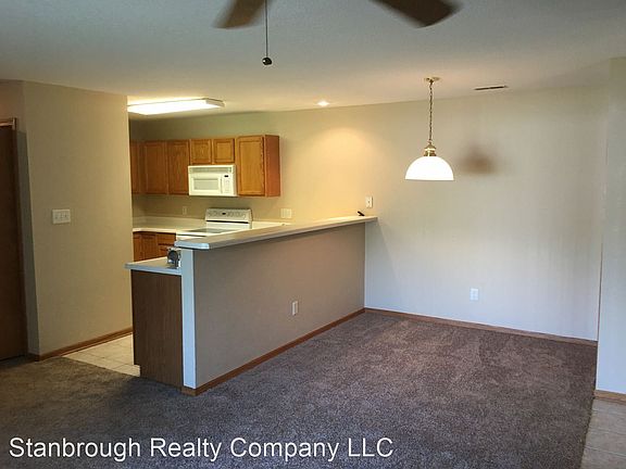3rd image of 211 Ashworth Dr APT 7