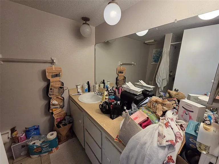 4823 W McElroy Ave #D211 — Photo 16