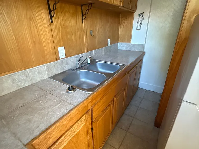 3419 Howard St — Photo 13