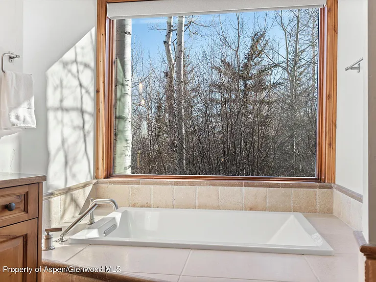 364 Ridge Rd — Photo 22