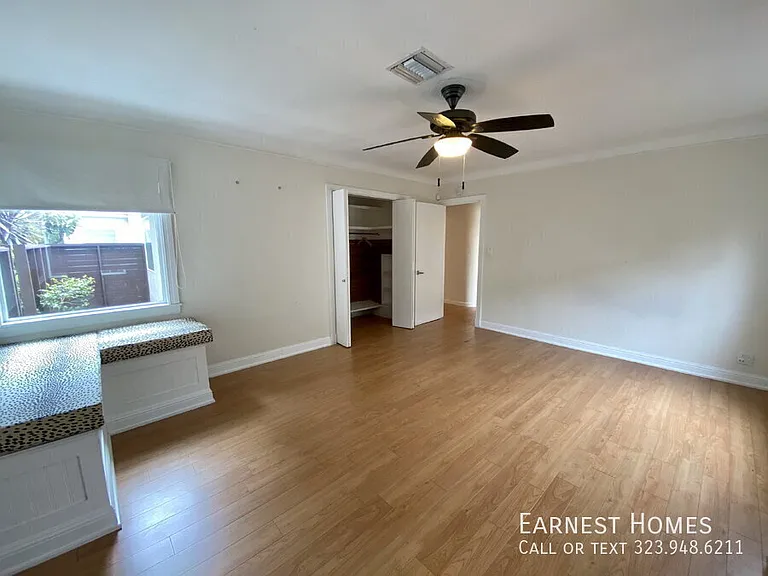 2577 S Bundy Dr — Photo 12