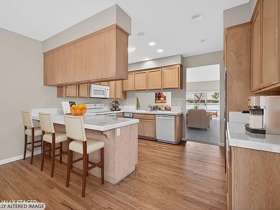 4th image of 6745 Wintergreen Court