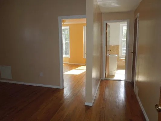 Rented by Marjorie Thompson, LREB | media 44