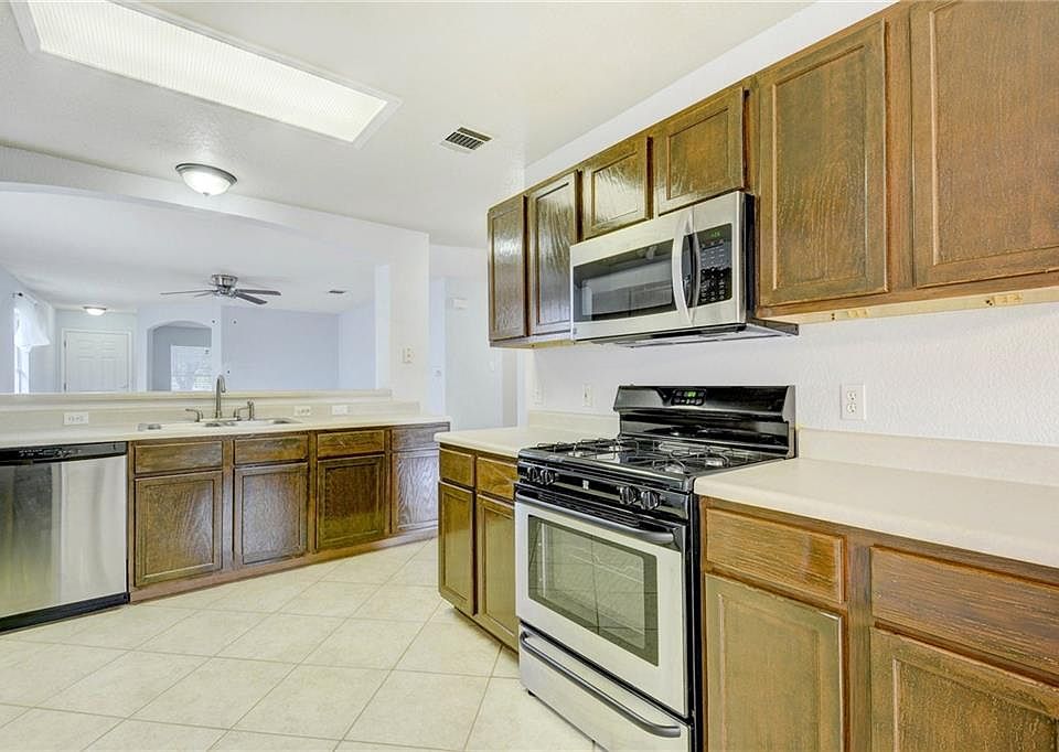 1st image of 6020 Speyside Dr