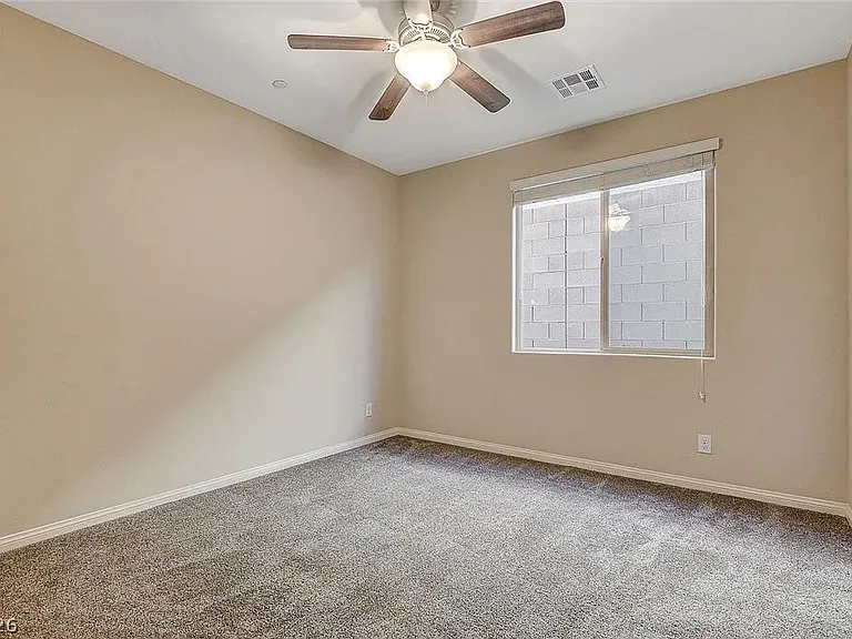2934 Caxton Grove Dr — Photo 17