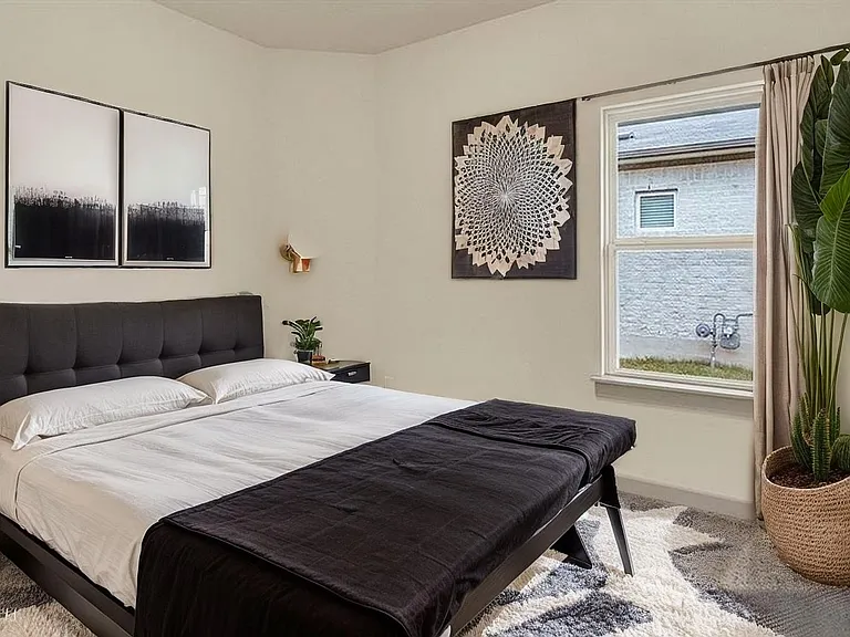 10917 Tildon Ave — Photo 24
