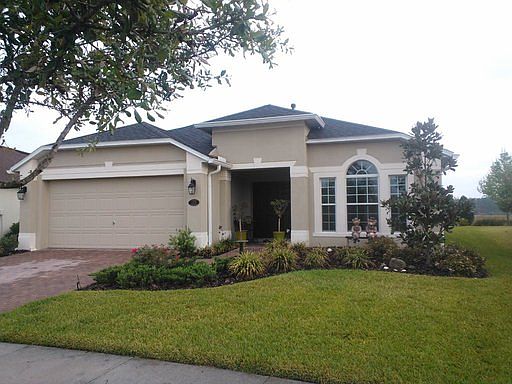 1st image of 122 Gladesdown Ct