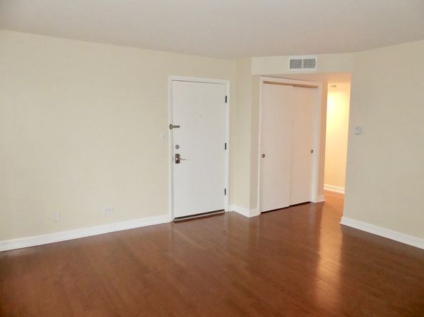 3177 W 115th St APT 3W