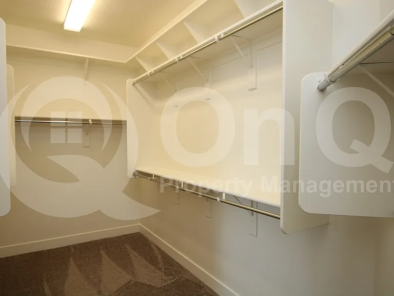 16535 W Desert Ln — Photo 16