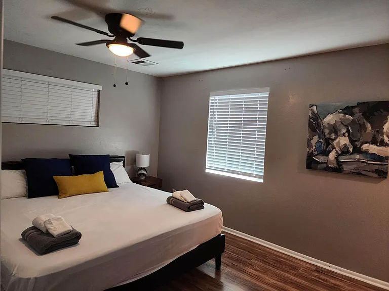 1214 W Highland Ave — Photo 15
