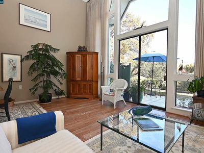2748 Tice Creek Dr APT 2, Walnut Creek, CA, 94595