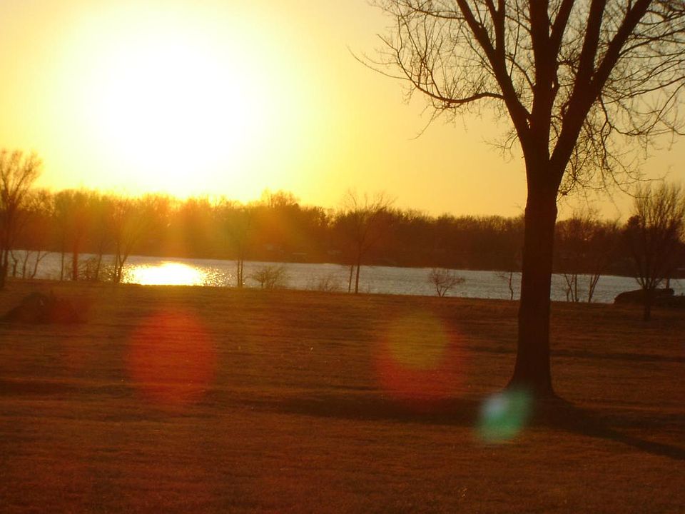 2nd image of LOT 10 Pelican Point
