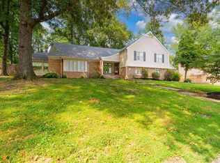 1411 Woodbridge Trl, Owensboro, KY 42303