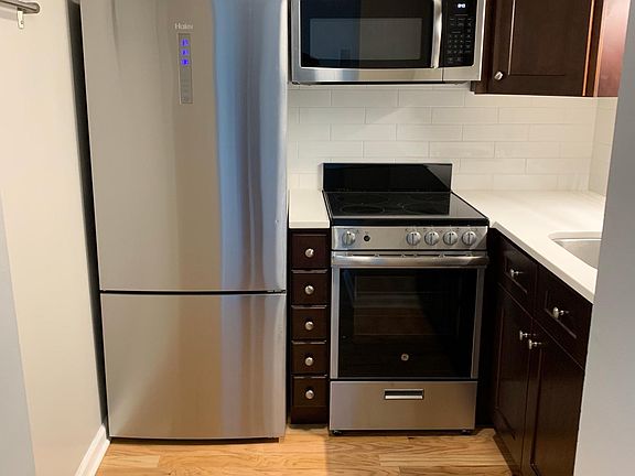 5th image of 2728 N Hampden Ct APT 809