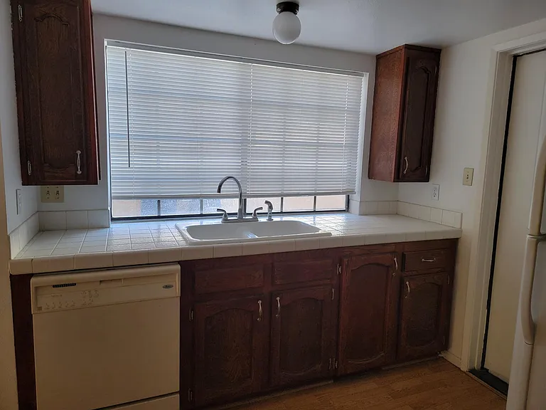 10334 S Del Rey Dr — Photo 2