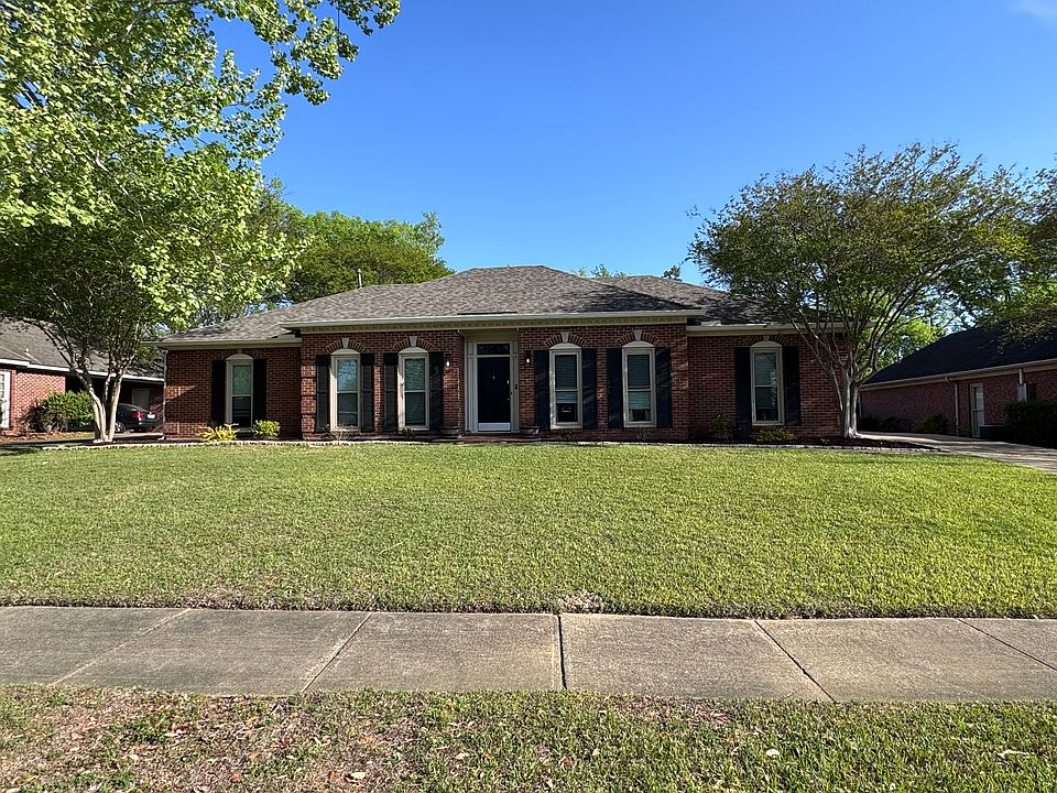 1st image of 8619 Plantation Ridge Rd