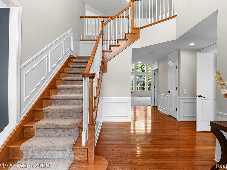 1248 Lasalle Rd — Photo 18
