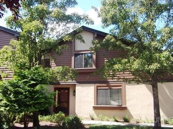 262 Sayre Dr, Princeton, NJ 08540