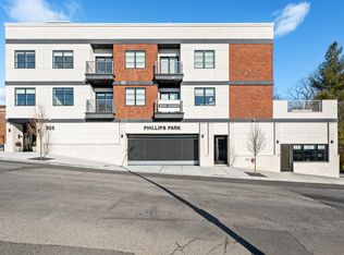 355 Phillips Park Rd #301, Mamaroneck, NY 10543