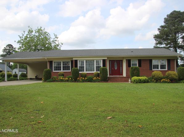 401 E Wilson Street, Macclesfield, NC 27852
