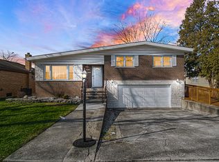 18730 Sherman St, Lansing, IL 60438