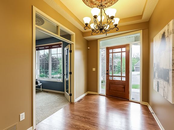 3rd image of 2275 Gervais Hills Dr