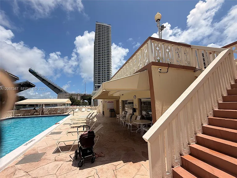 1825 S Ocean Dr #607 — Photo 26