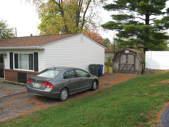 2nd image of 3024 Wessex Ct