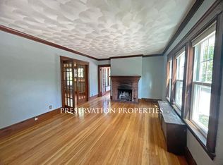 253 Cabot St FLOOR 2, Newtonville, MA 02460