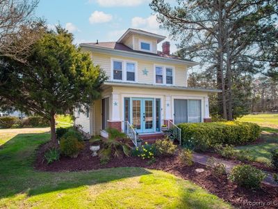2101 New Point Comfort Hwy, Mathews, VA, 23109