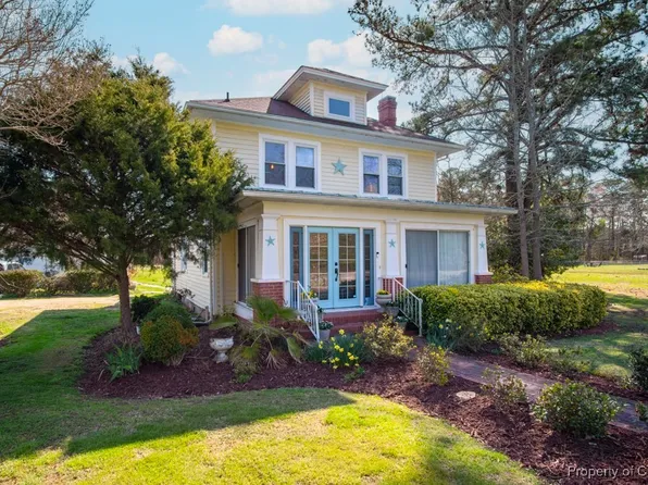 2101 New Point Comfort Hwy, Mathews, VA 23109