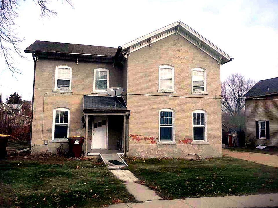1st image of 810 1/2 E Shawnee St