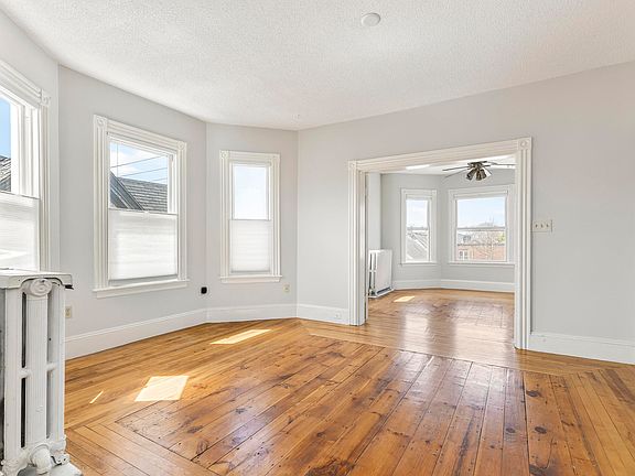 5th image of 22 Cumberland Avenue #3