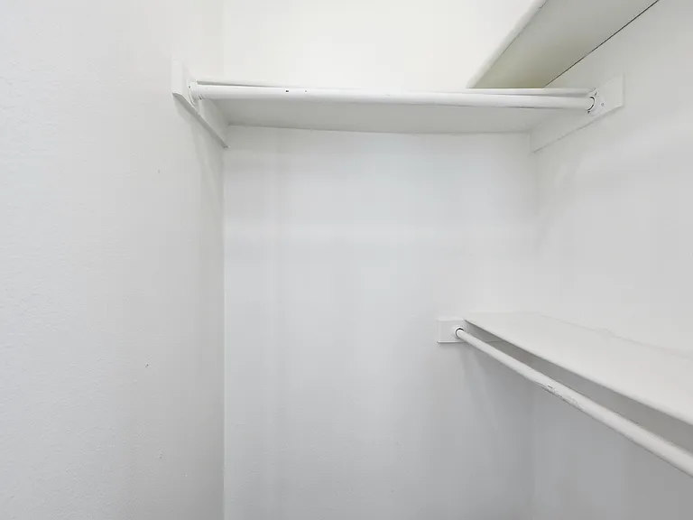 701 Autumn Pl — Photo 18