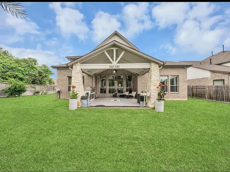 8826 Forest Side Dr — Photo 28