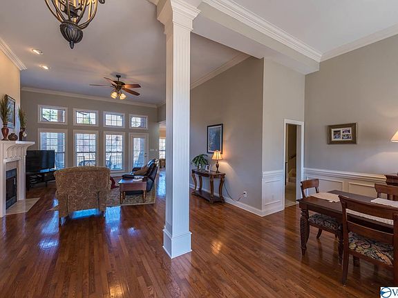 3rd image of 4405 Hidden Lake Dr SE