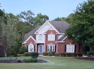 1041 Glenwood Ln, Bogart, GA 30622