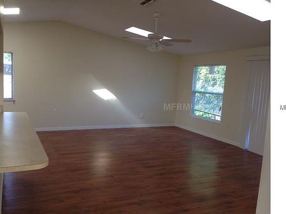 3rd image of 642 Timber Bay Cir W
