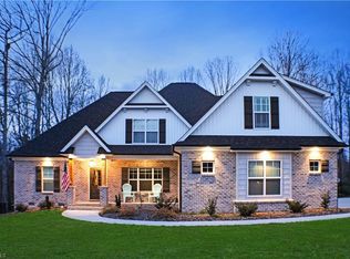 107 Lost Farm Dr, Advance, NC 27006