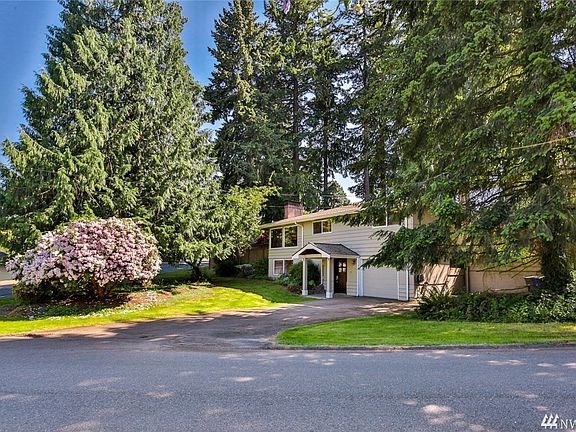 3rd image of 9855 NE 31st St