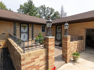 12658 Gardenside Dr, North Royalton, OH